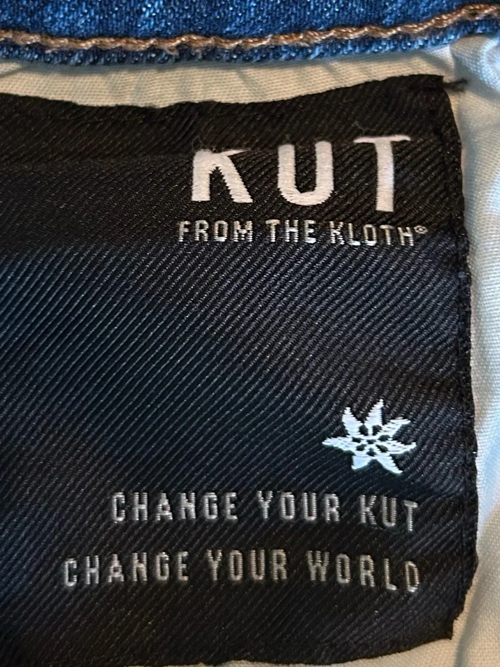 Kut from the Kluth Classic Women's Dark Blue Jeans - Picture 9 of 11
